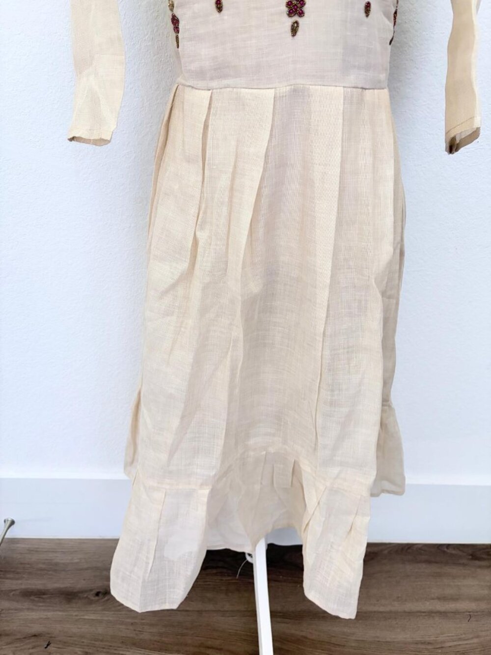 Cream Beaded Embroidered Linen Midi Dress - Picture 4 of 6